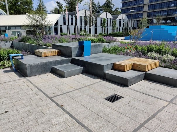 Beton sitzelemente